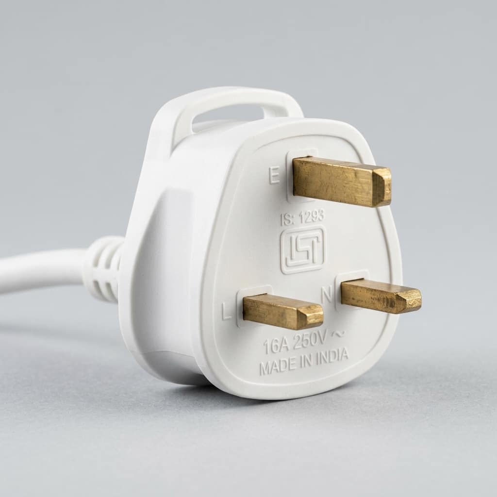 16 Amp 3-Pin Plug Top — ISI Marked Heavy Duty